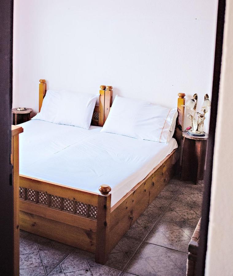 Entire House With Garden, 70m From The Beach. *